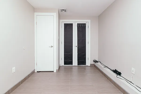 Rented by Nooklyn NYC LLC | media 29