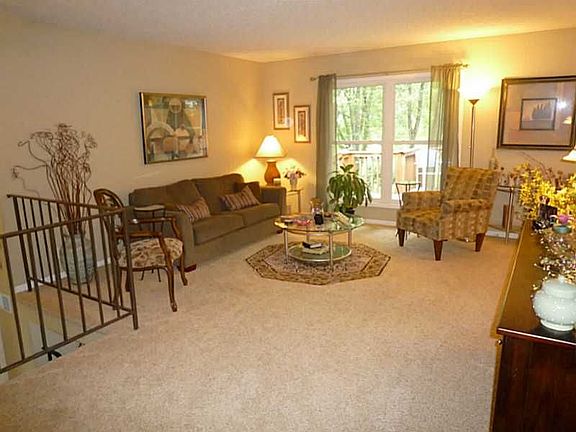 5th image of 3800 Willowood Ave