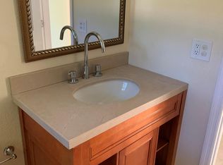 3405 W Columbus Dr, Tampa, FL 33607