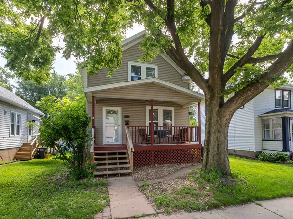 392 Glen Oak St, Dubuque, IA 52001