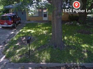 1524 Pipher Ln, Manhattan, KS 66502