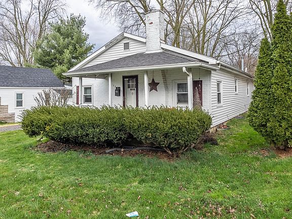 3rd image of 357 Windsor Ave