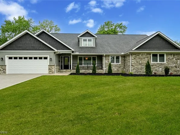 2664 Brentwood Rd, Beachwood, OH 44122
