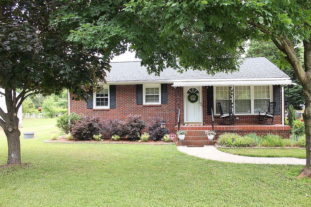 219 S Gurney St, Burlington, NC 27215 Zillow