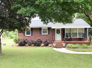 219 S Gurney St, Burlington, NC 27215