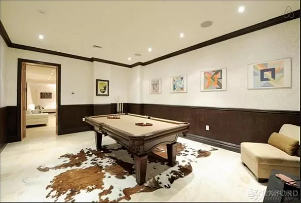 Rented by Oxford Property Group | media 10