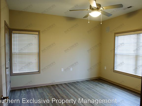 5th image of 305 Professional Park Dr APT F