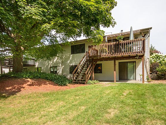 2nd image of 846 Creekridge Dr