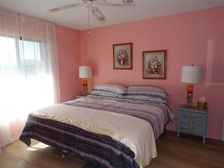 4016 Oakview Dr #J9 — Photo 10