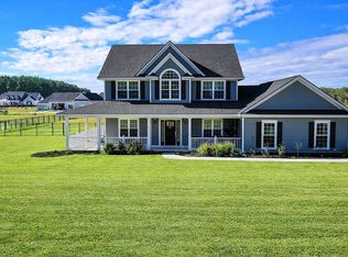 1512 Plantation Cir, Blackshear, GA 31516