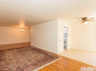 1840 211th St APT 3J, Bayside, NY 11360