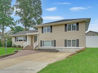 27 Stevens Ave, West Long Branch, NJ 07764