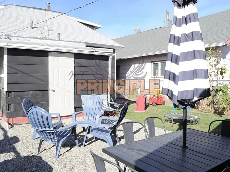 1830 Gaylord St — Photo 21