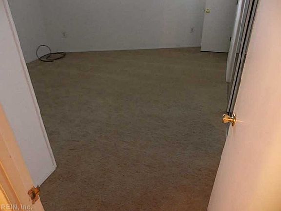4th image of 1222 E Ocean View Ave APT 404