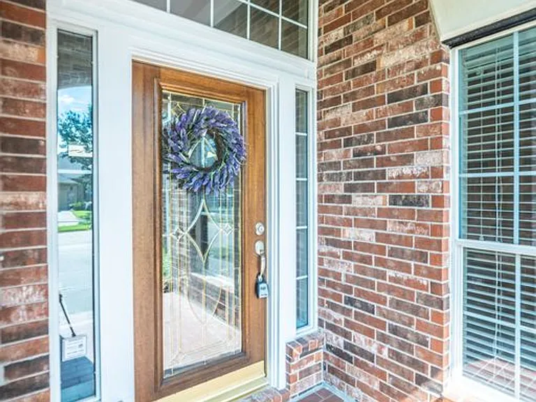 5019 Shining Creek Ct — Photo 35