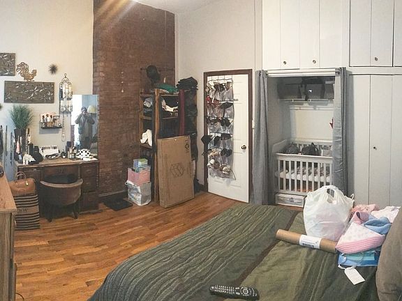 4th image of 143 W 122nd St APT 2
