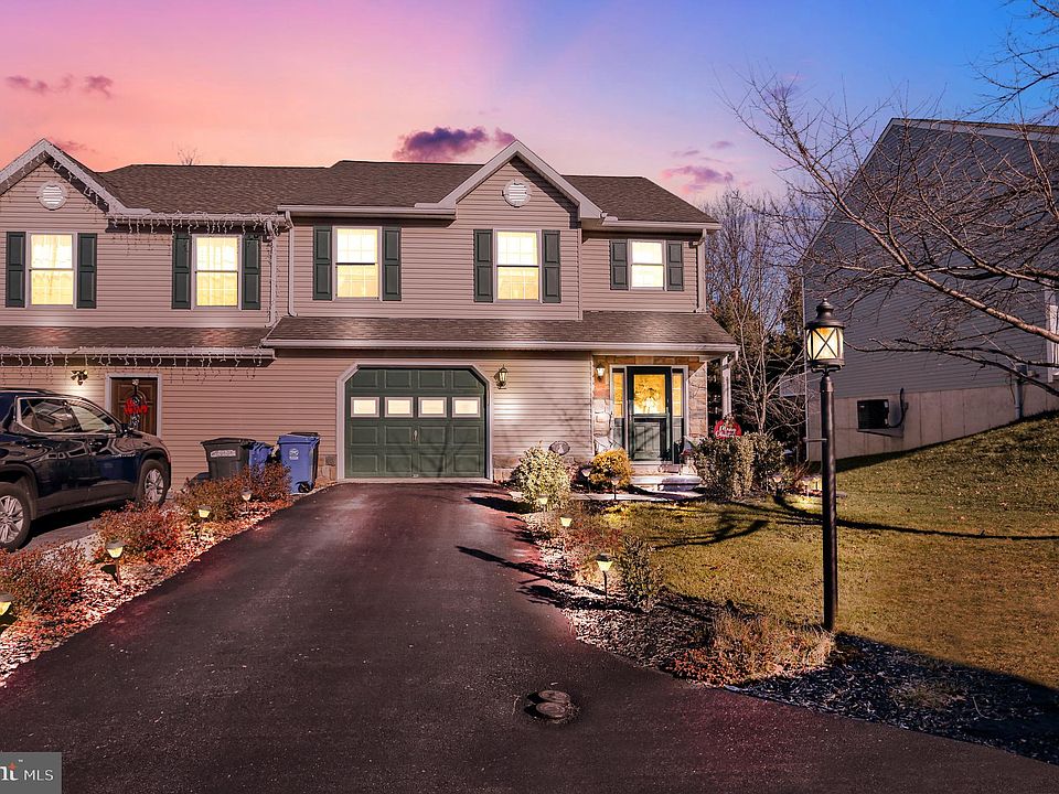 15 Rosalies Way, Temple, PA 19560 Zillow