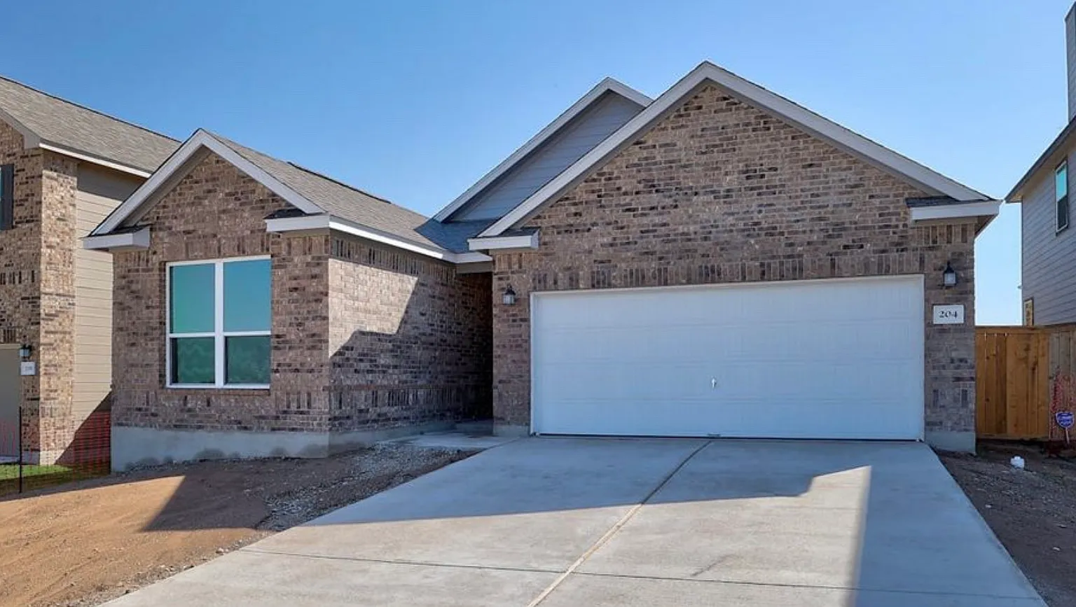3 bed, 1676 sqft, $1,750 — Photo 1