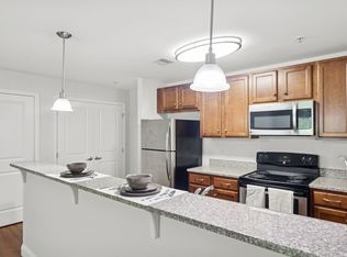Mallory Ridge, Bloomfield, CT 06002