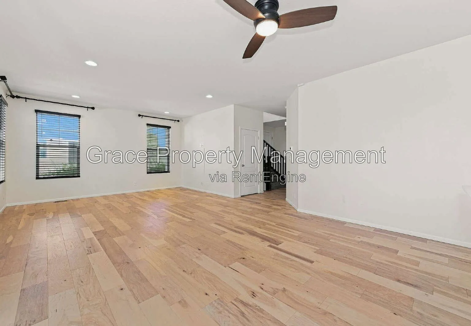4 bed, 2.5 bath, 2640 sqft, $3,695 — Photo 4