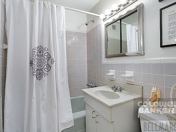 5th image of 420 E 55th St APT 5L