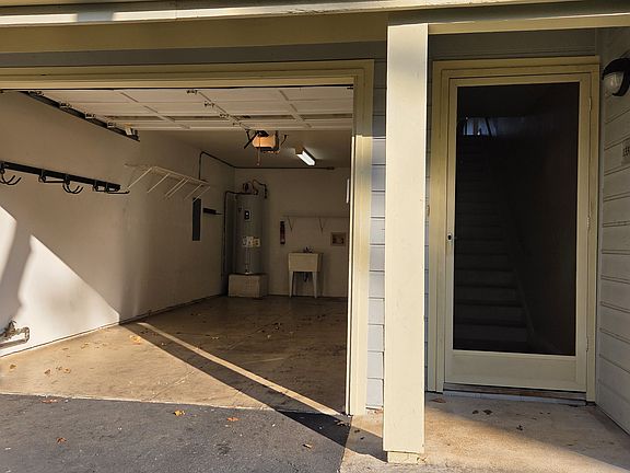 2nd image of 1337G Moanalualani Way #11G