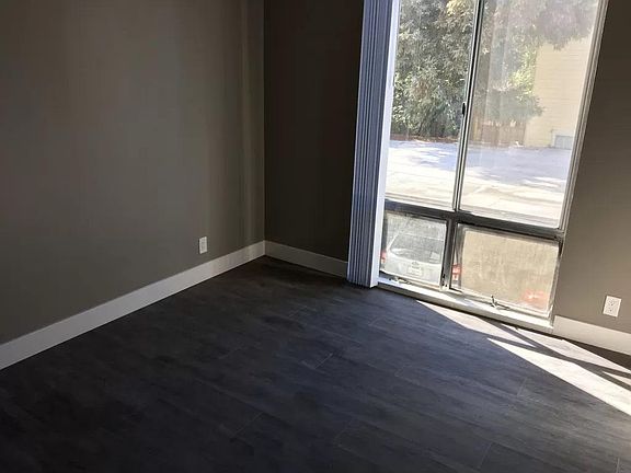 4th image of 1614 Hudson St APT 112