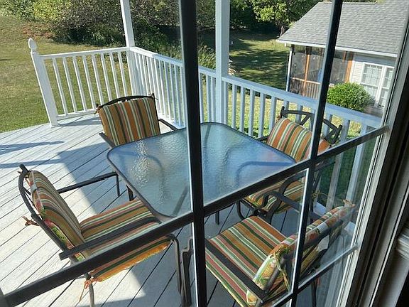 5th image of 2244 Mattaponi Dr NW