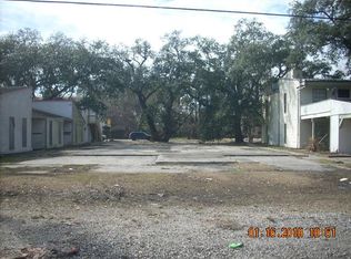 8008 Trapier Ave, New Orleans, LA 70127