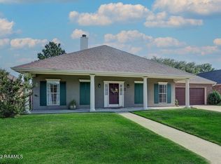 121 Cornish Pl, Youngsville, LA 70592