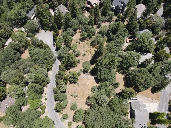 30209 Elfin Ct #34, Running Springs, CA 92382