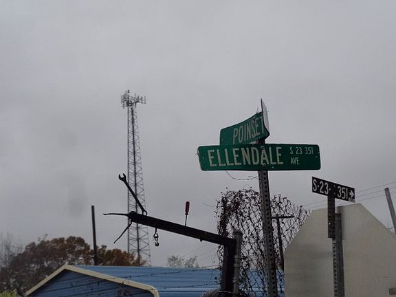 3rd image of 27 Ellendale Ave