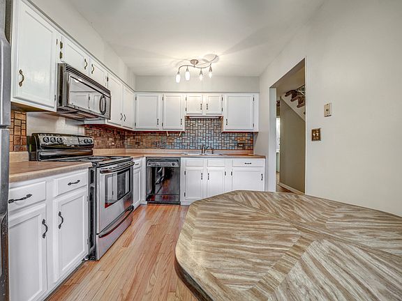4th image of 1113 E Randville Dr