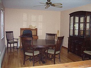 3rd image of 1435 Willow Dr