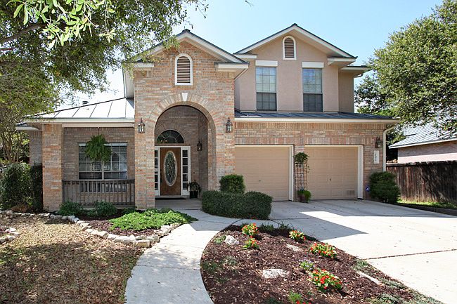 1st image of 102 Westwood Way