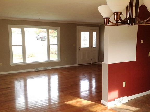 2nd image of 20 Woodland Ave