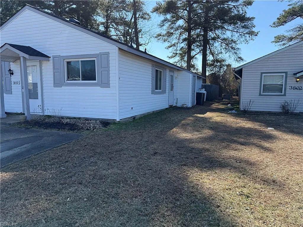 4 bed, 2.0 bath, 1508 sqft, $2,300 — Photo 2