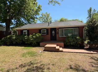 623 Oakgrove Dr, Graham, NC 27253