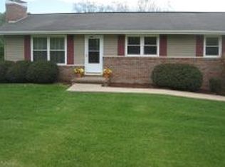 608 Kendrick Creek Rd, Kingsport, TN 37663