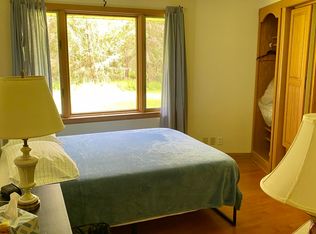 505 N Lapham Peak Rd, Delafield, WI 53018