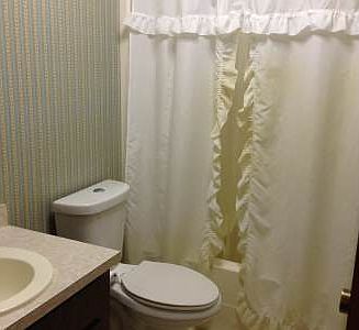 5th image of 193 SE Clubhouse Ln