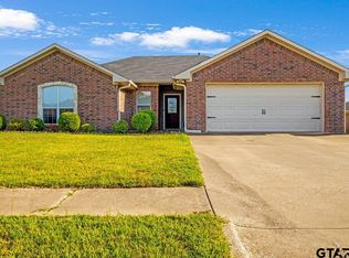19110 Winstar Dr, Flint, TX 75762