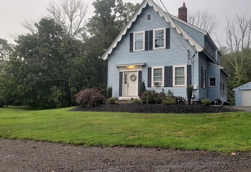 221 South St #2
