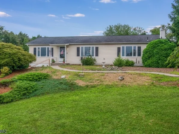 113 Linaberry Rd, Knowlton Twp., NJ 07832