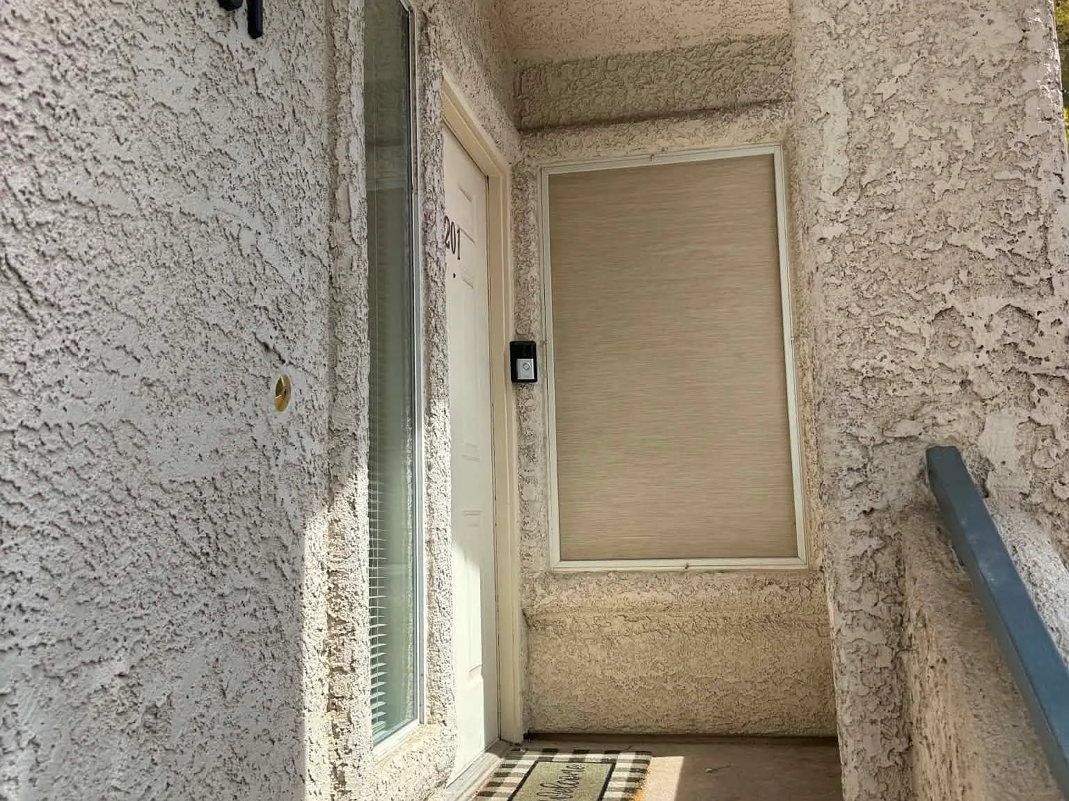 2 bed, 987 sqft, $1,300 — Photo 2