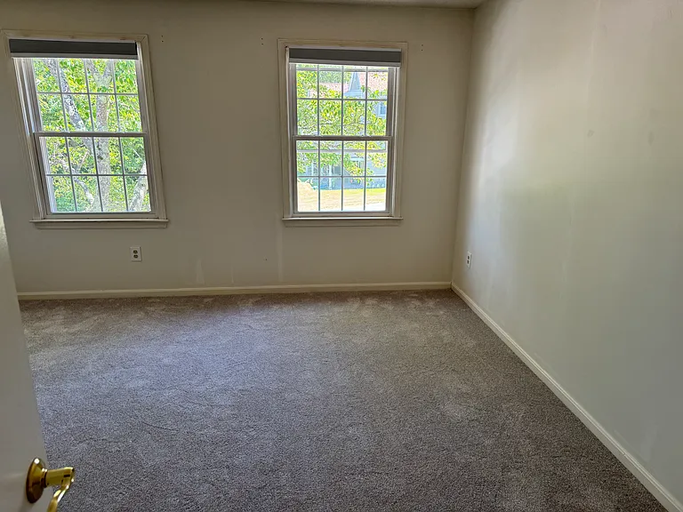 542 Fox Hollow Way — Photo 17