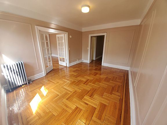 3rd image of 3820 Waldo Ave APT K5