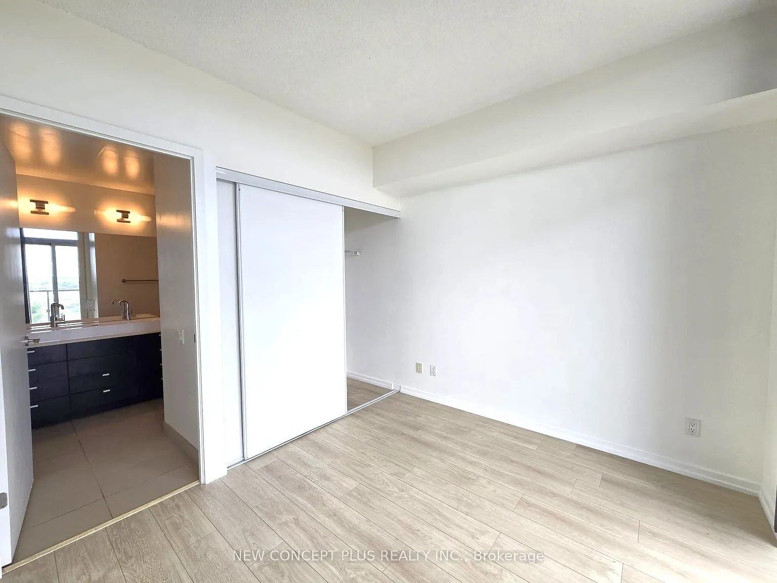 2 bed, $2,450 — Photo 3