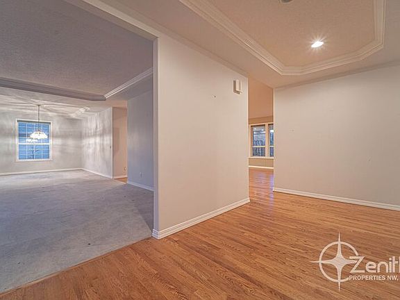 5th image of 4717 NE 139th St
