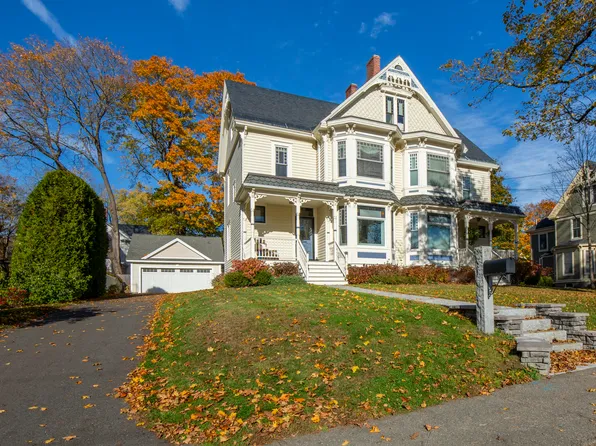 89 Summer Street, Rockland, ME 04841